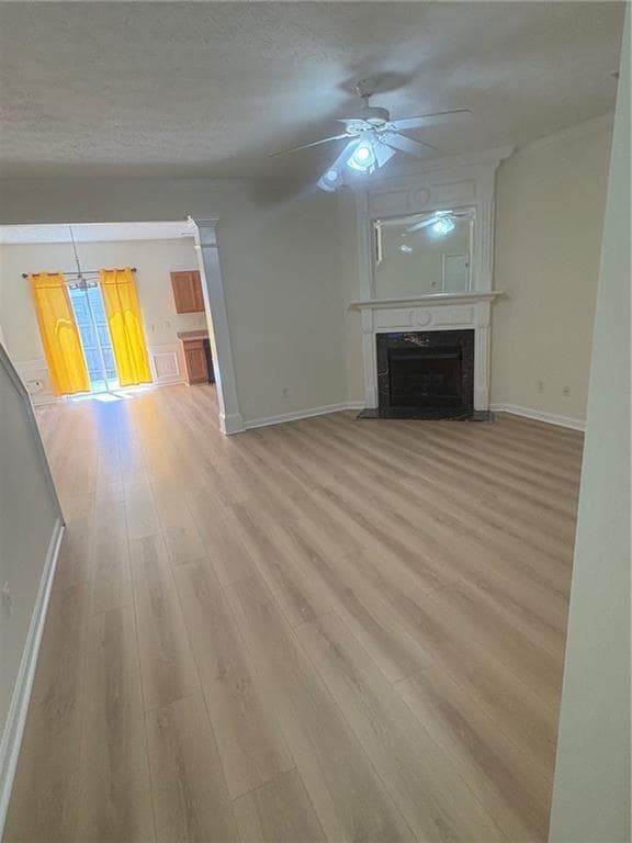 Building Photo - 3880 Grovemont Pl