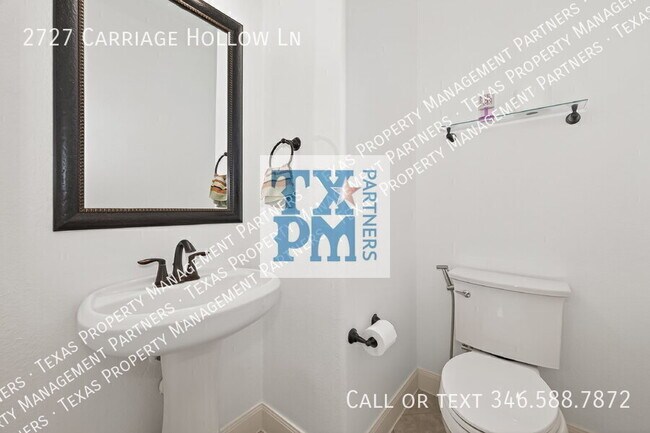 Building Photo - 2727 Carriage Hollow Ln