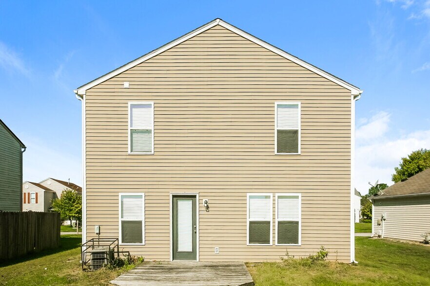 Building Photo - 3115 Black Forest Ln