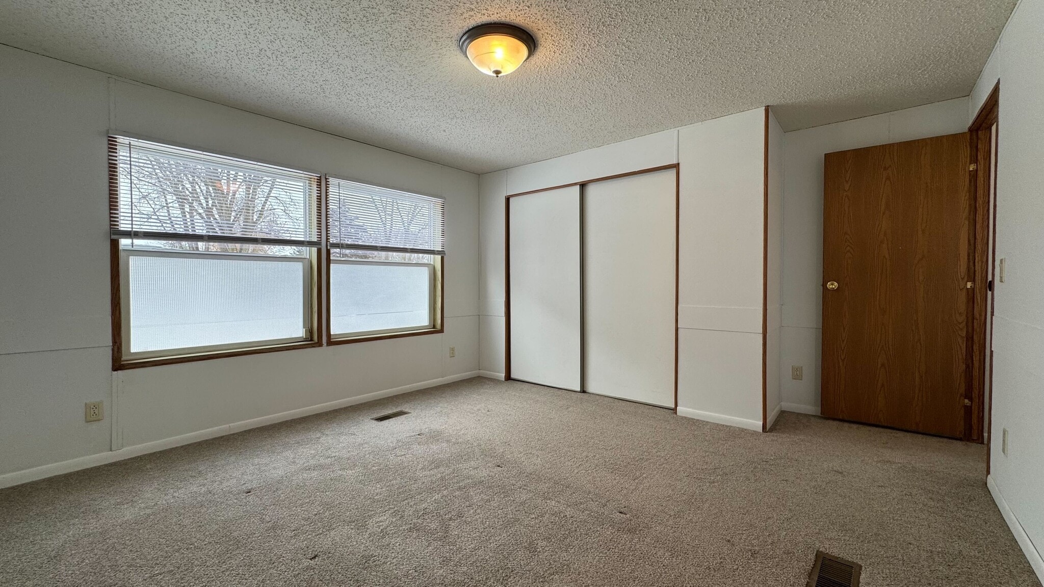 Building Photo - 2004 Falcon Terrace NW