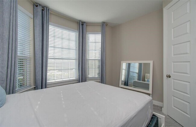 Building Photo - 4439 Rolling Field Ln