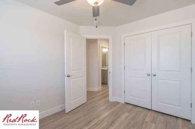 Building Photo - 1005 Tortoise Rock Dr