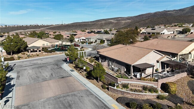 Building Photo - 2685 La Boutique St