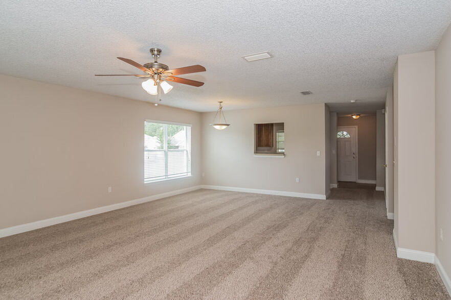 Building Photo - 1919 Raising Hill Dr