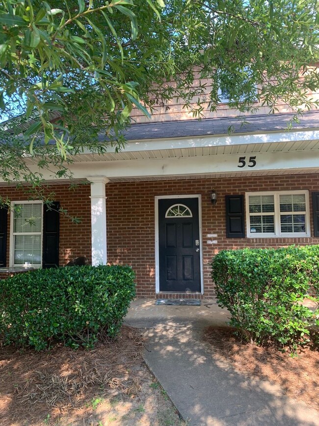 Primary Photo - Eagles Landing 4 Bedroom Available for Spr...