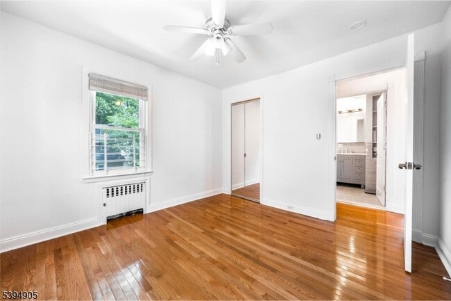 Building Photo - 85 Barrows Ave