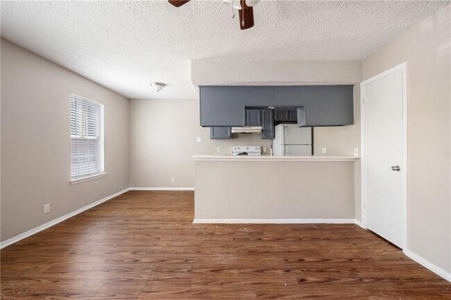 Building Photo - 6110 Wheless Cove