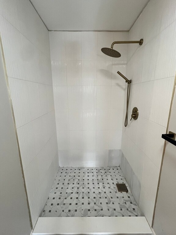 Building Photo - 52 Pelham St