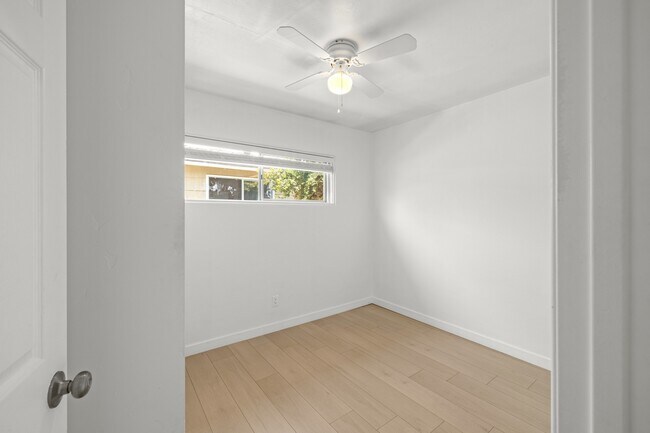 Building Photo - 6238 Pontiac St