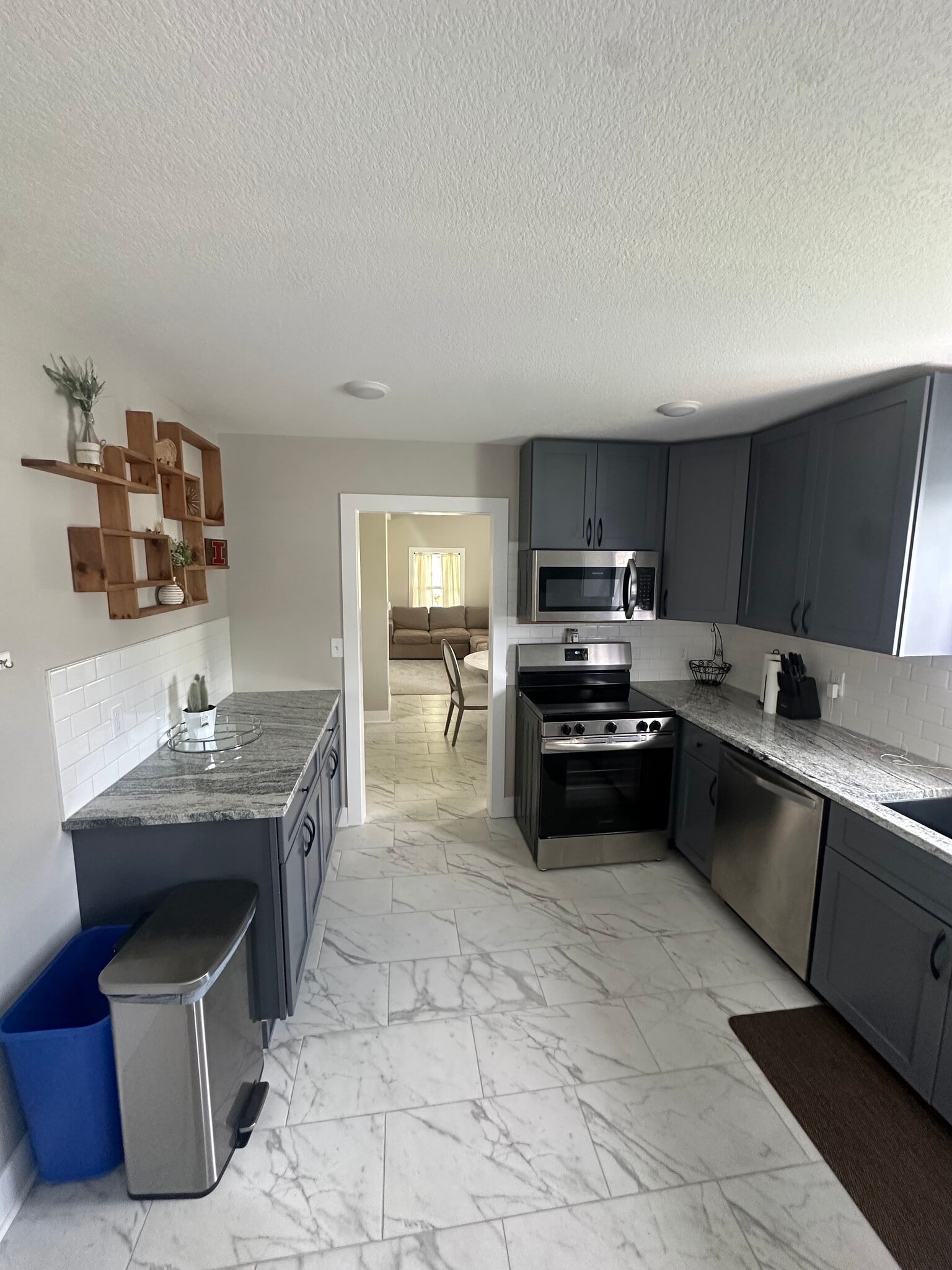 Building Photo - 4027 8th Pl