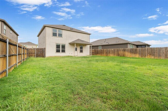 Building Photo - 457 Bedford Falls Ln