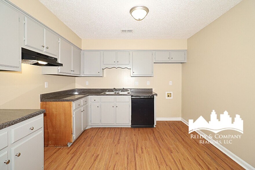 Building Photo - 3515 Chowning Rd