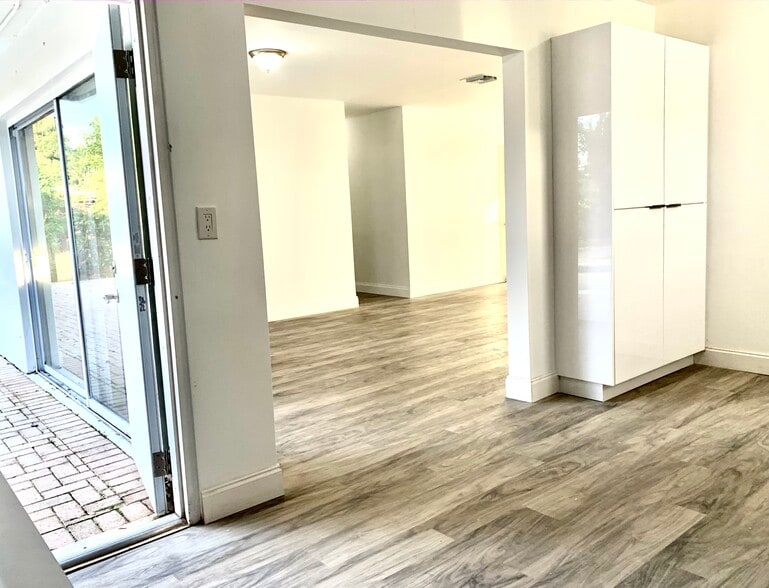 Building Photo - 6671 McKinley St