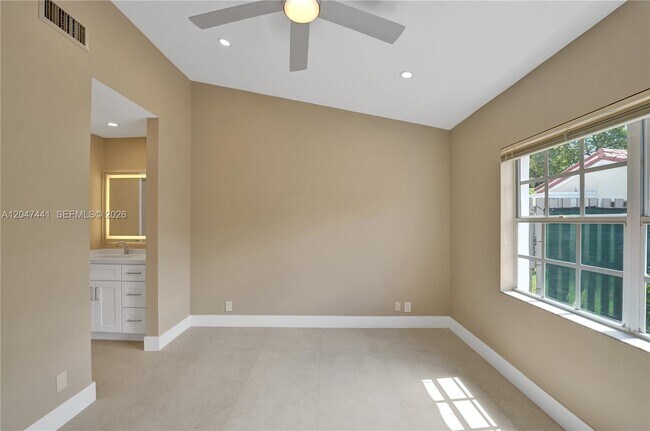 Building Photo - 1361 Springside Dr
