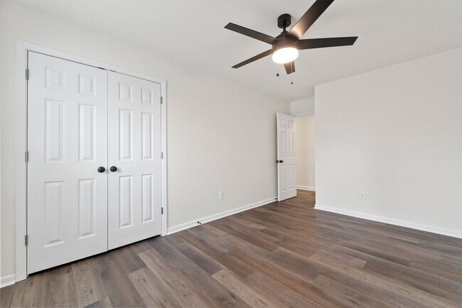 Building Photo - 3 BD 2 BA