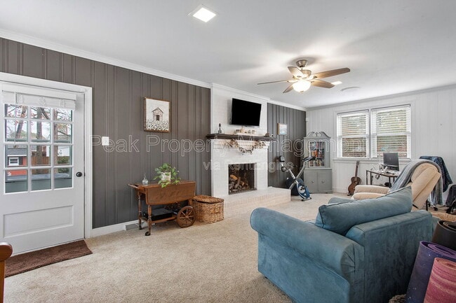 Building Photo - 5517 Danley Ln