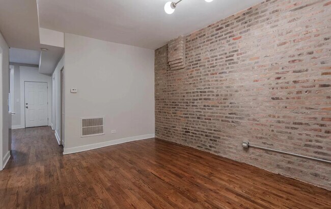 Building Photo - 1420 N Talman Ave