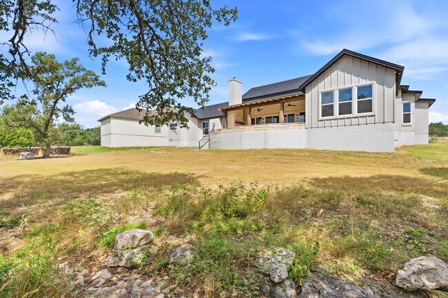 Building Photo - 1326 Via Principale