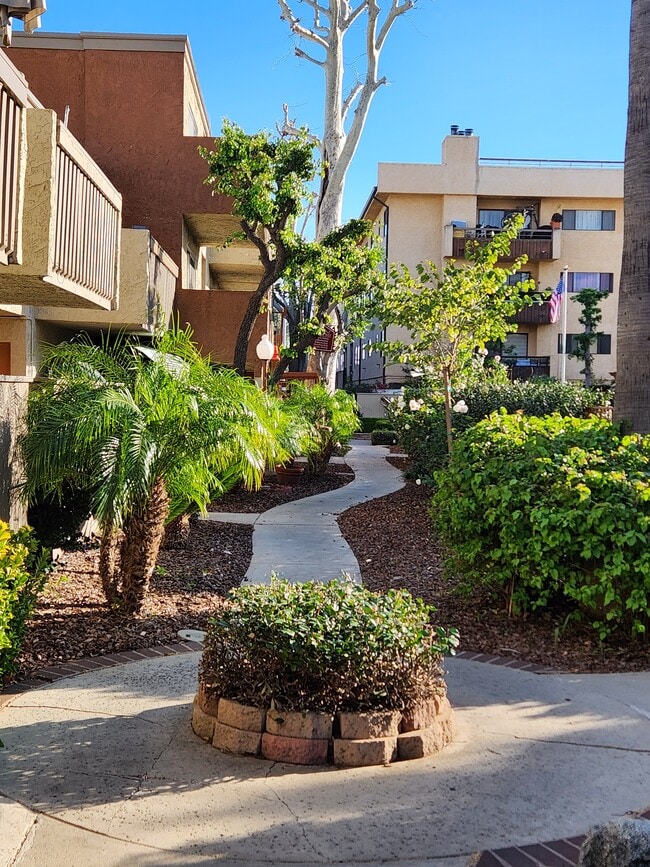 Building Photo - Alpine Terrace Apartments