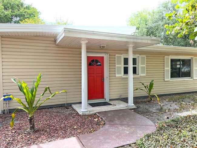 Building Photo - 6346 Beechwood Ave