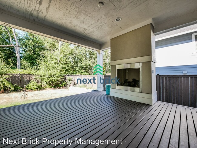 Building Photo - 5 br, 4 bath House - 12808 213th SE