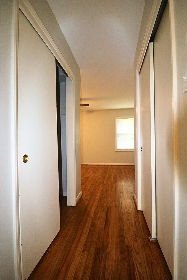 Building Photo - 5339 Carew St