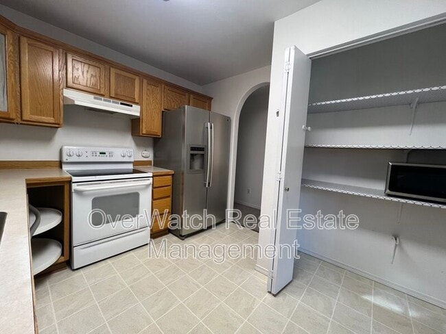 Building Photo - 17925 Beaujolais Dr