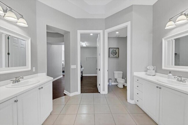 Building Photo - 5509 46th Ct W