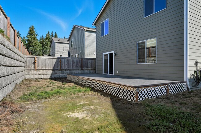 Building Photo - 12086 319th Avenue SE