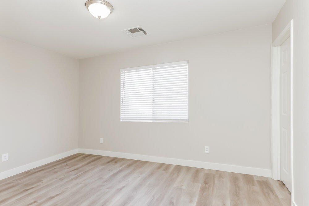 Building Photo - 6471 Brook Cottage Ln