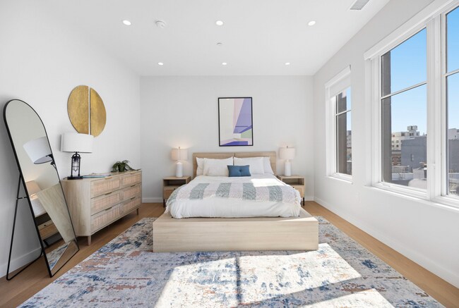 Building Photo - 693 Sutter St