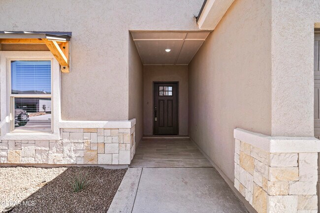 Building Photo - 15153 Ambition Ave