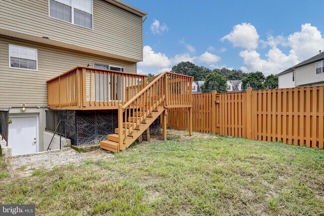 Building Photo - 195 Langdon Farm Cir