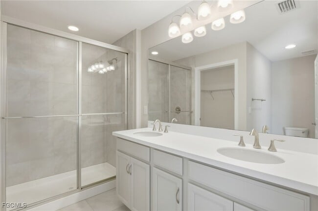 Building Photo - 3760 Crofton Court