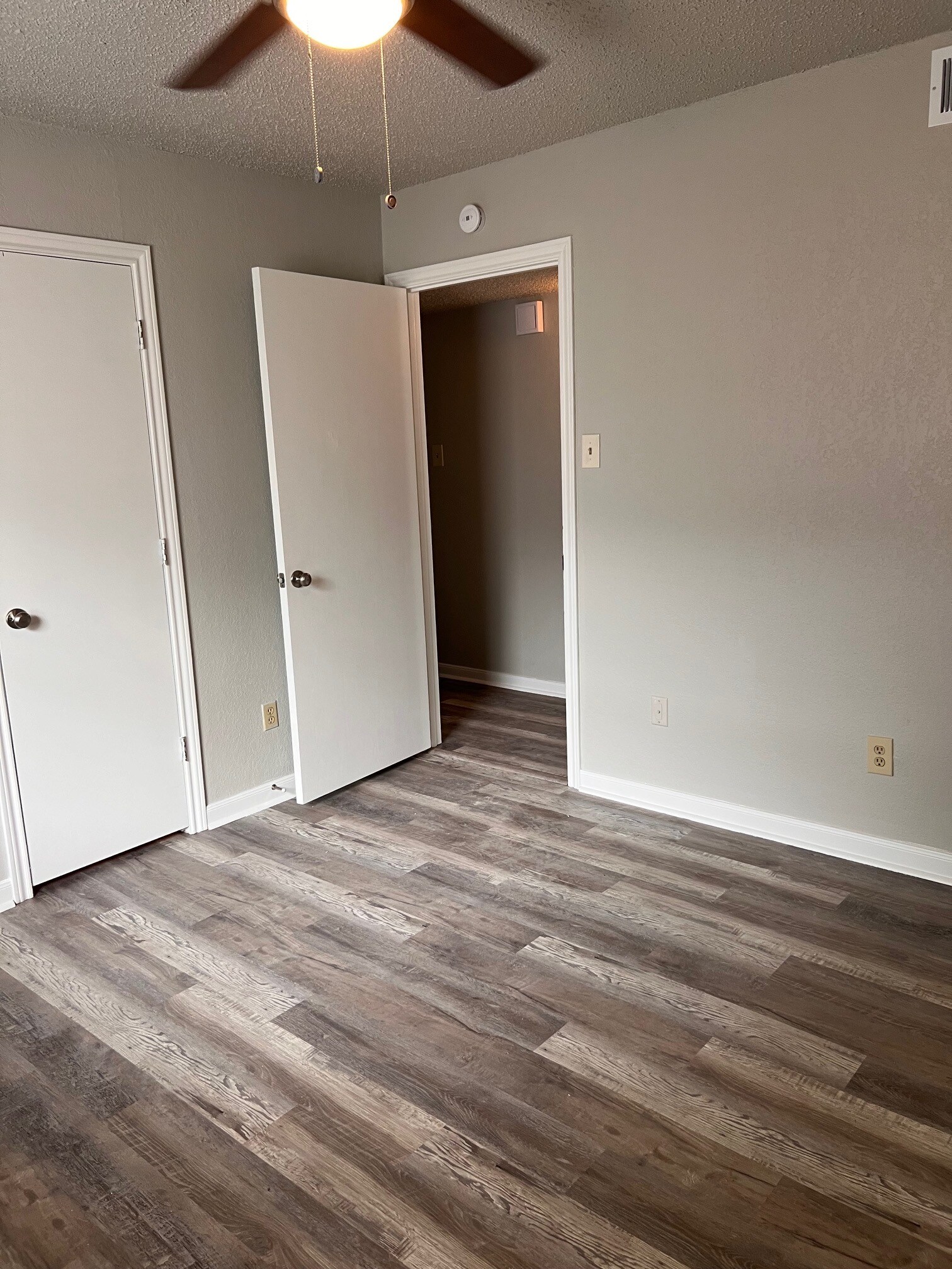 Building Photo - 1411 Lackey Ct