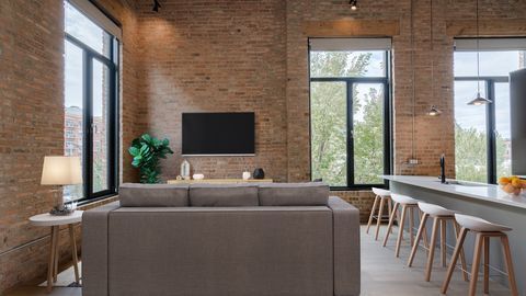 Building Photo - 729 N Sangamon St