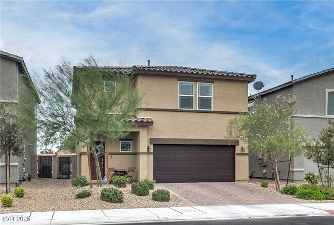 Building Photo - 9074 Meadows Ln