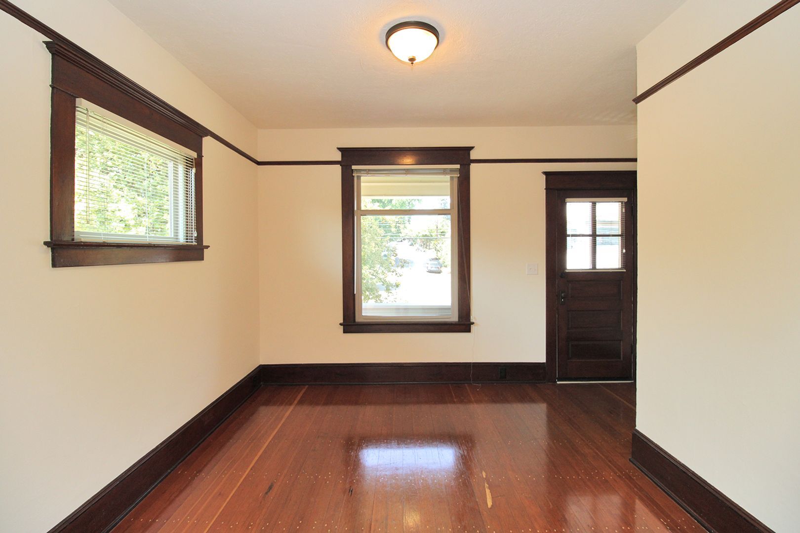 Building Photo - 3628-3634 SE Milwaukie Ave
