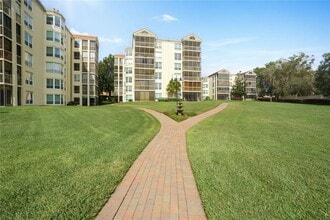 Building Photo - 204 Quayside Cir
