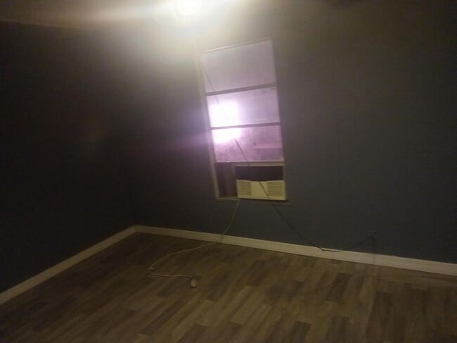 Building Photo - 7566 Peyraud Dr