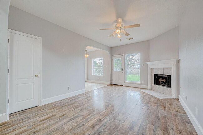 Building Photo - 5214 Rustling Trails Dr