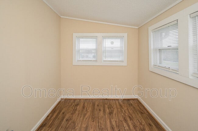 Building Photo - 1586 Arcade Terrace