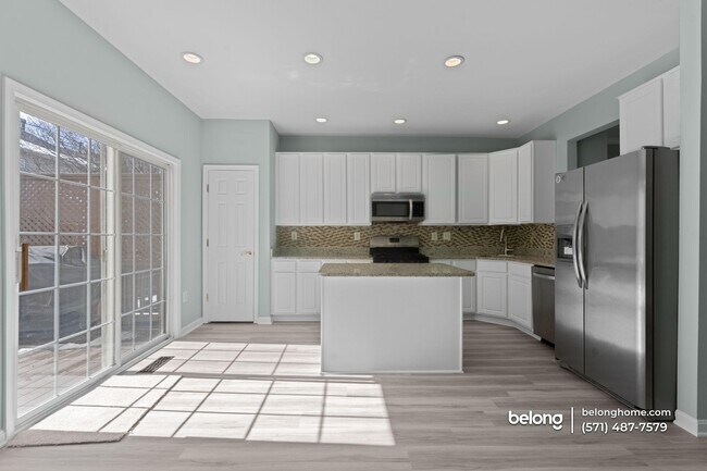 Building Photo - 47339 Blackwater Falls Terrace