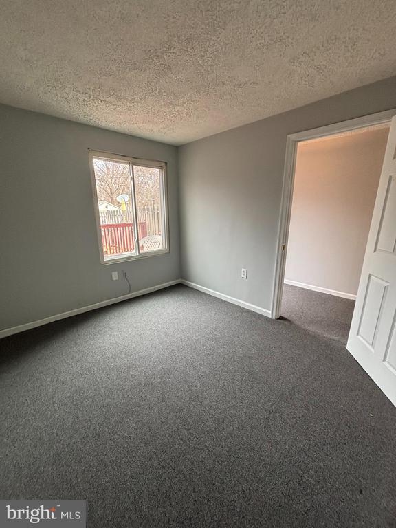 Building Photo - 3631 Laurel View Ct