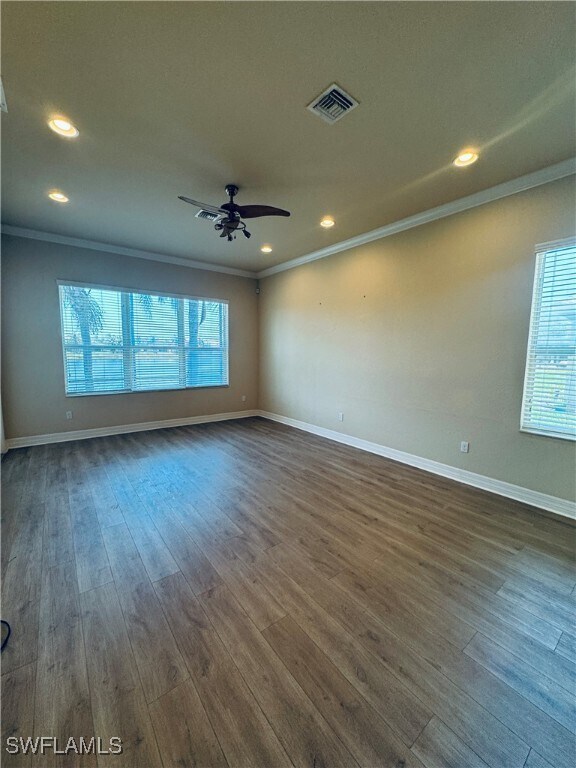 Building Photo - 10480 Carolina Willow Dr