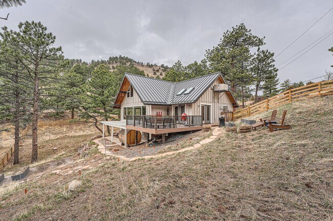 Building Photo - 574 N Cedar Brook Rd