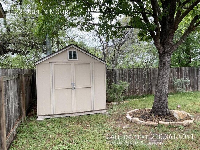 Building Photo - 9123 Dublin Moor