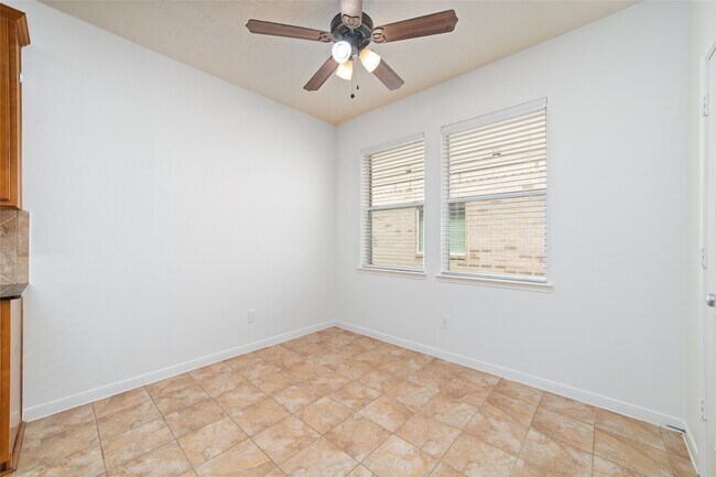 Building Photo - 8914 Parlin Ridge Dr