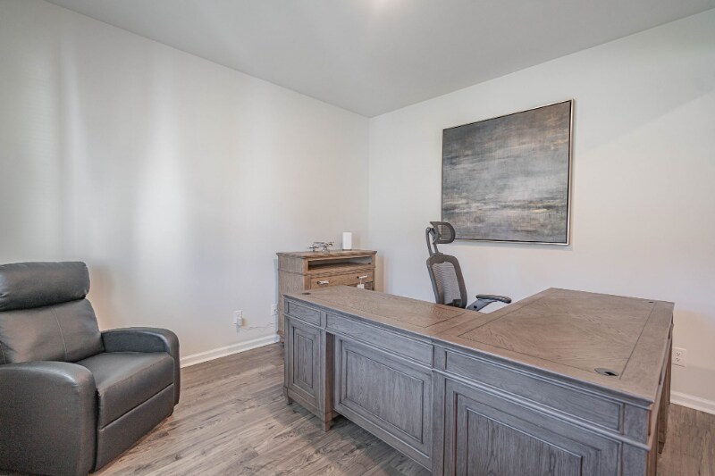 Building Photo - 203 Sage Fld Dr