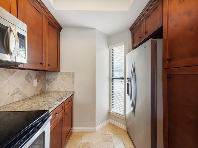 Building Photo - 4144 Greystone Way